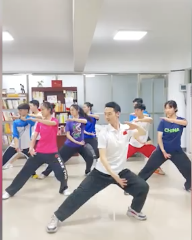 截图.png 截图.png