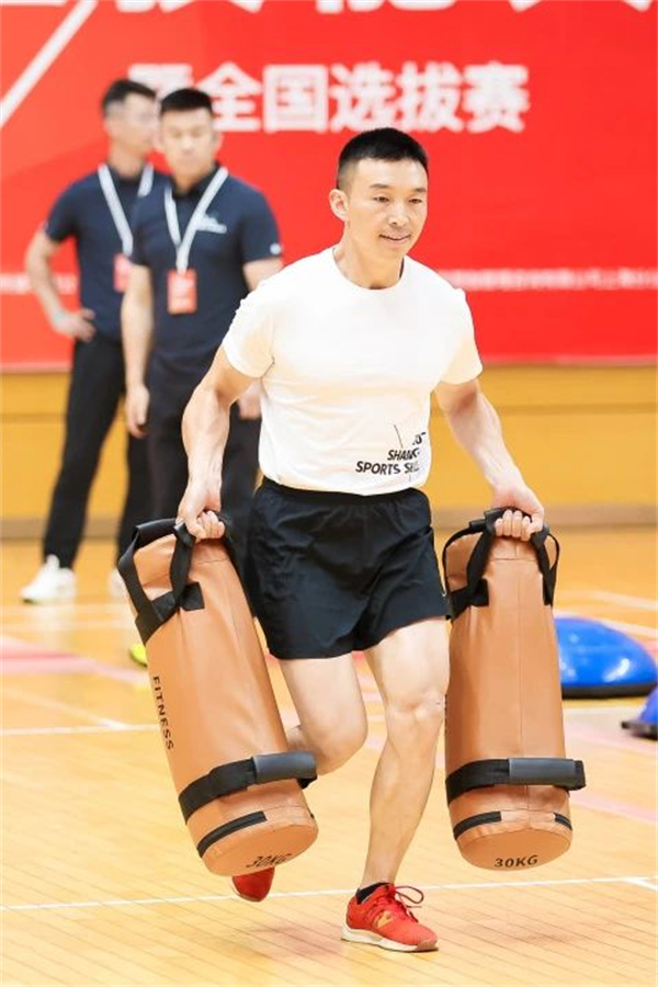 上海 (2).jpg 上海 (2).jpg