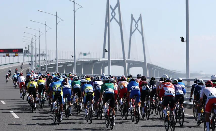 1124-发展2.jpg 1124-发展2.jpg