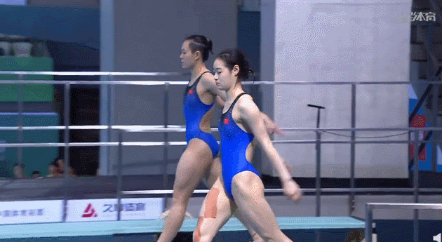 陈艺文昌雅妮2.gif 陈艺文昌雅妮2.gif