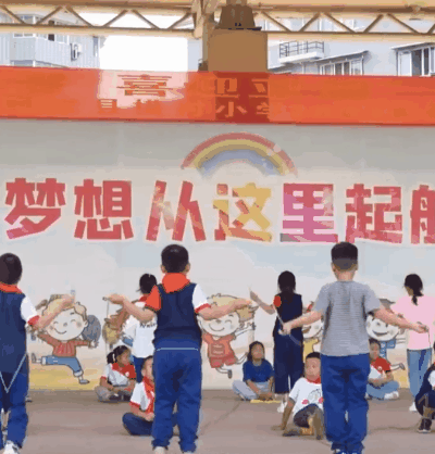 邹佳琪1.gif 邹佳琪1.gif
