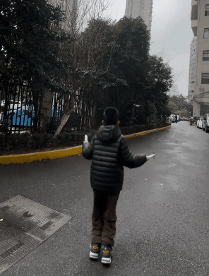 跳绳.gif 跳绳.gif