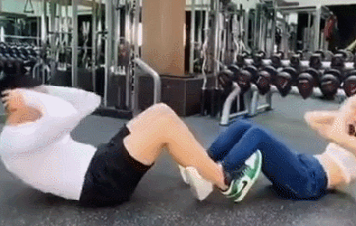 GIF.gif GIF.gif
