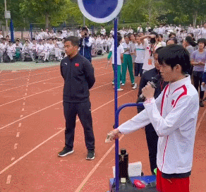 GIF1.gif GIF1.gif