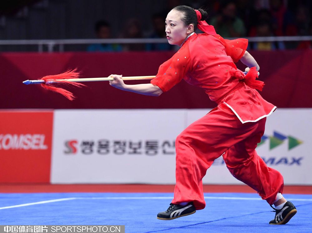 亚运会武术女子剑术枪术全能 郭梦娇夺金牌