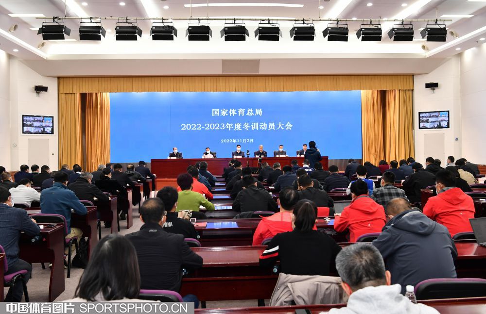 W_9280963_22110218_by.jpg W_9280963_22110218_by.jpg