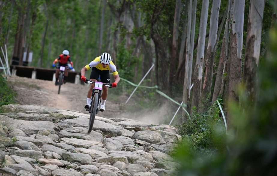 1120-吕先景.png 1120-吕先景.png