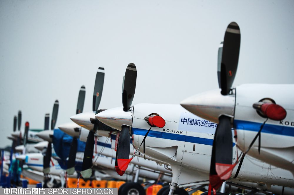 1013-健身3.jpg 1013-健身3.jpg