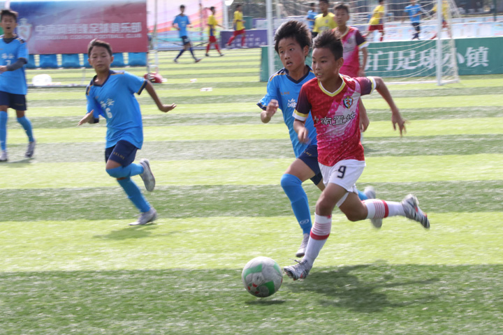 南通市青少年足球锦标赛.jpg 南通市青少年足球锦标赛.jpg