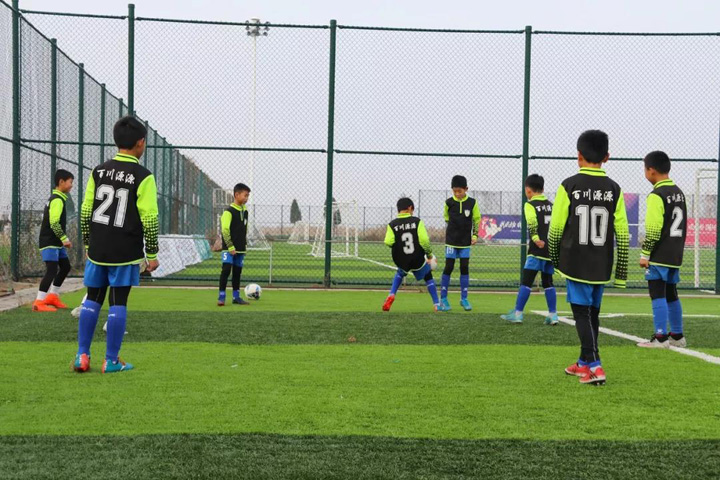 外地球队来我基地冬训.jpg 外地球队来我基地冬训.jpg